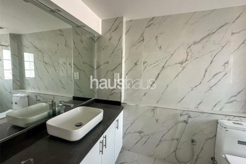Villa en Al Barsha 1, Al Barsha, Dubai, 4 dormitorios, 324 m², № 45069 - foto 24