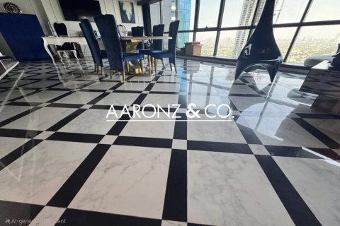 Office in Jumeirah Lake Towers, Dubai 106.1 sq.m. № 78350 - photo 6