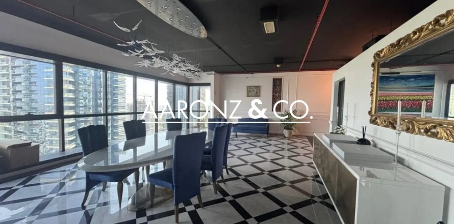 Office in Jumeirah Lake Towers, Dubai 106.1 sq.m. № 78350