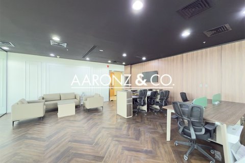 Bureau à Business Bay, Dubai, 82.5 m², № 78364 - photo 9
