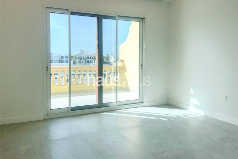 Снять в аренду виллу в Marina Residences, Пальма Джумейра, Дубай: 2 спальни, 380м², № 44463 - фото 10