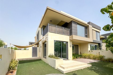 Villa en Maple at Dubai Hills Estate, Dubai Hills Estate, Dubai, 5 dormitorios, 310 m², № 44465 - foto 1