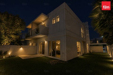 Maison de ville à Dubai, 3 chambres, 300.4 m², № 133301 - photo 2