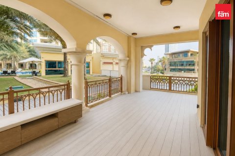 Appartement à Palm Jumeirah, Dubai, 2 chambres, 183.5 m², № 133313