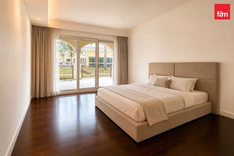 Appartement à Palm Jumeirah, Dubai, 2 chambres, 183.5 m², № 133313 - photo 12