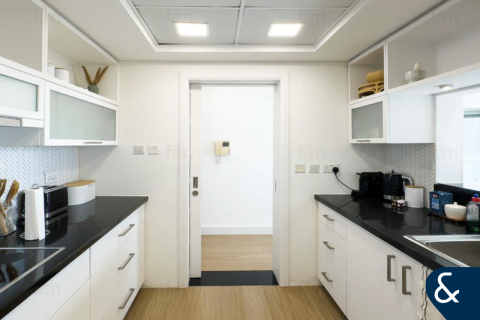 Apartment in Downtown Dubai (Downtown Burj Dubai), Dubai 1 bedroom, 85 sq.m. № 99038 - photo 6