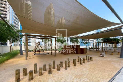 Appartement à Burj Royale, Downtown Dubai (Downtown Burj Dubai), Dubai, 1 chambre, 61.13 m², № 129556 - photo 14