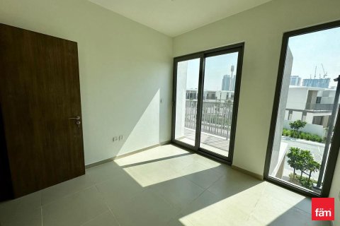 Villa in Tilal Al Ghaf, Dubai 3 bedrooms, 141.9 sq.m. № 99971 - photo 8
