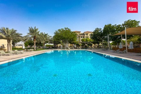 Apartment in Dubai 3 bedrooms, 242.9 sq.m. № 99972 - photo 15