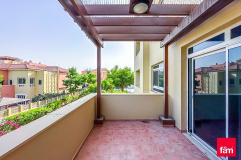 Apartment in Dubai 3 bedrooms, 242.9 sq.m. № 99972 - photo 10