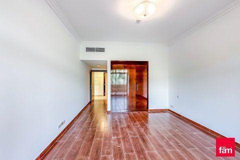 Apartment in Dubai 3 bedrooms, 242.9 sq.m. № 99972 - photo 6