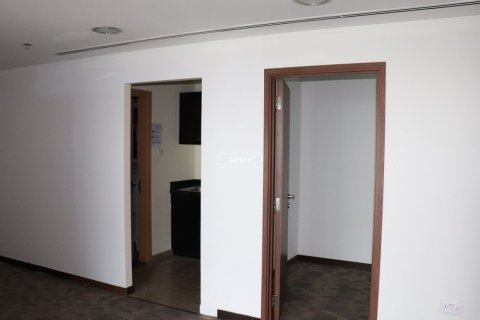 Oficina en Jumeirah Lake Towers, Dubai, 101.8 m², № 42650 - foto 10