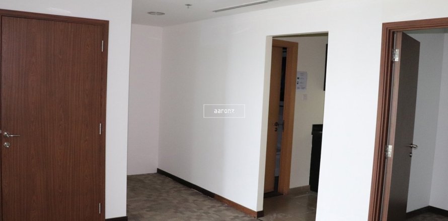 Oficina en Jumeirah Lake Towers, Dubai, 101.8 m², № 42650