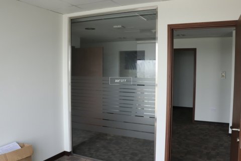Oficina en Jumeirah Lake Towers, Dubai, 101.8 m², № 42650 - foto 5