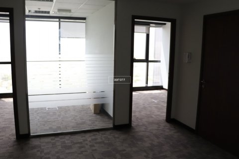 Oficina en Jumeirah Lake Towers, Dubai, 101.8 m², № 42650 - foto 9
