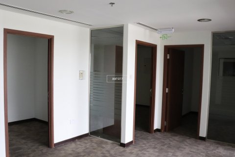 Oficina en Jumeirah Lake Towers, Dubai, 101.8 m², № 42650 - foto 17