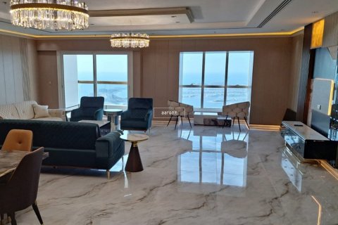 Apartment in Dubai Marina, Dubai 4 bedrooms, 294.8 sq.m. № 42646 - photo 1