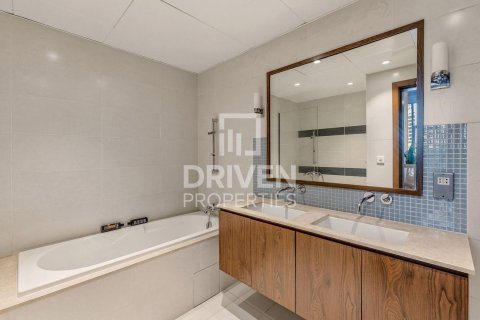 Apartment in Oceana, Palm Jumeirah, Dubai 2 bedrooms, 158.77 sq.m. № 128764 - photo 11