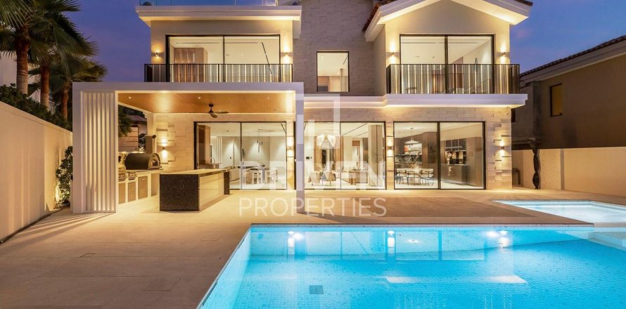 Villa in Jumeirah Golf Estates, Dubai 7 bedrooms, 876.91 sq.m. № 128774