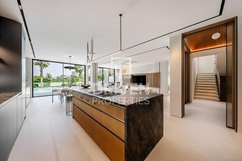 Villa in Jumeirah Golf Estates, Dubai 7 bedrooms, 876.91 sq.m. № 128774 - photo 6