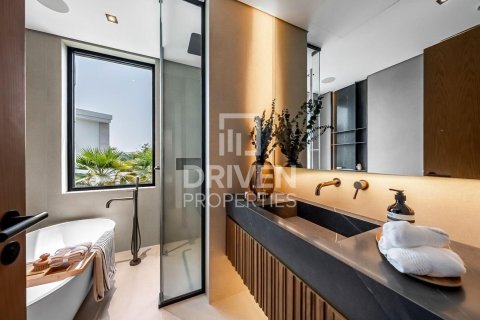 Villa in Jumeirah Golf Estates, Dubai 7 bedrooms, 876.91 sq.m. № 128774 - photo 17
