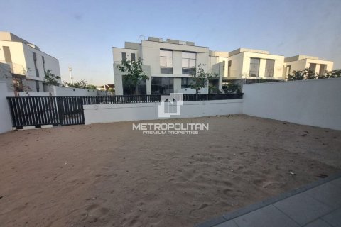 Townhouse in Murooj Al Furjan, Al Furjan, Dubai 4 bedrooms, 230 sq.m. № 16055 - photo 7