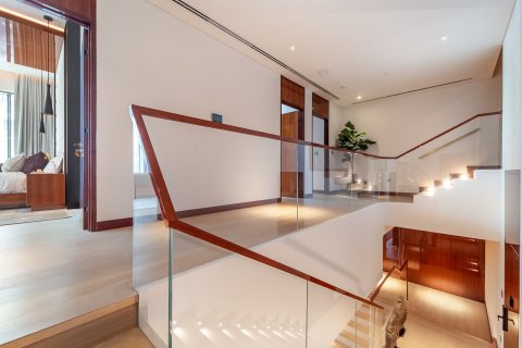 Apartment in Jumeirah, Dubai 4 bedrooms, 516 sq.m. № 97130 - photo 13