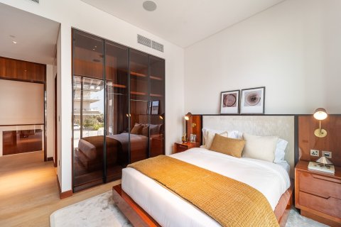 Apartment in Jumeirah, Dubai 4 bedrooms, 516 sq.m. № 97130 - photo 24