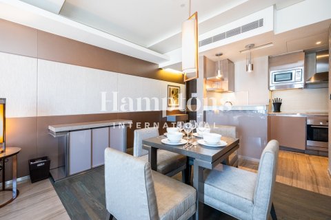 Снять в аренду квартиру в Bur Dubai, Дубай: 1 спальня, 86.30688700м², № 70892 - фото 6