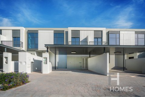 Maison de ville à Al Furjan, Dubai, 3 chambres, 255 m², № 13562 - photo 1