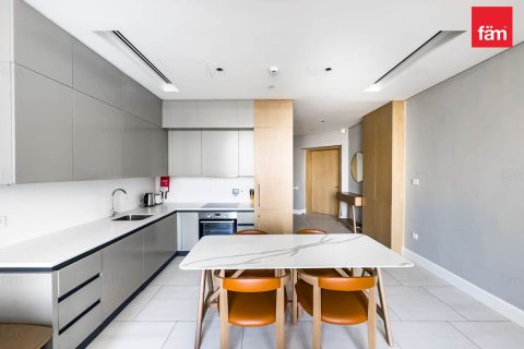 Apartamento en Business Bay, Dubai, 1 dormitorio, 111.7 m², № 43030 - foto 4