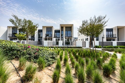 Villa in Sweden, The World Islands, Dubai 4 bedrooms, 257.52711600 sq.m. № 12843 - photo 22
