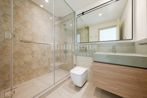 Villa in Sweden, The World Islands, Dubai 4 bedrooms, 257.52711600 sq.m. № 12843 - photo 19