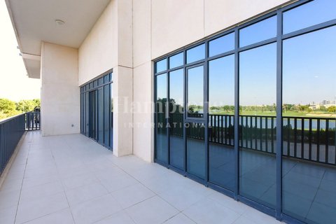 Снять в аренду квартиру в The Hills A, The Hills, Дубай: 3 спальни, 184.59826100м², № 12848 - фото 10