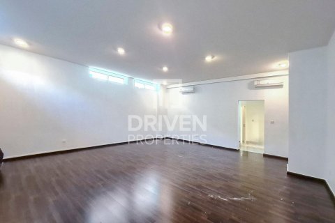 Villa en The Villa, Dubai, 5 dormitorios, 465 m², № 20654 - foto 6