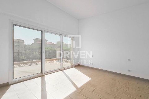 Villa en The Villa, Dubai, 5 dormitorios, 465 m², № 20654 - foto 5