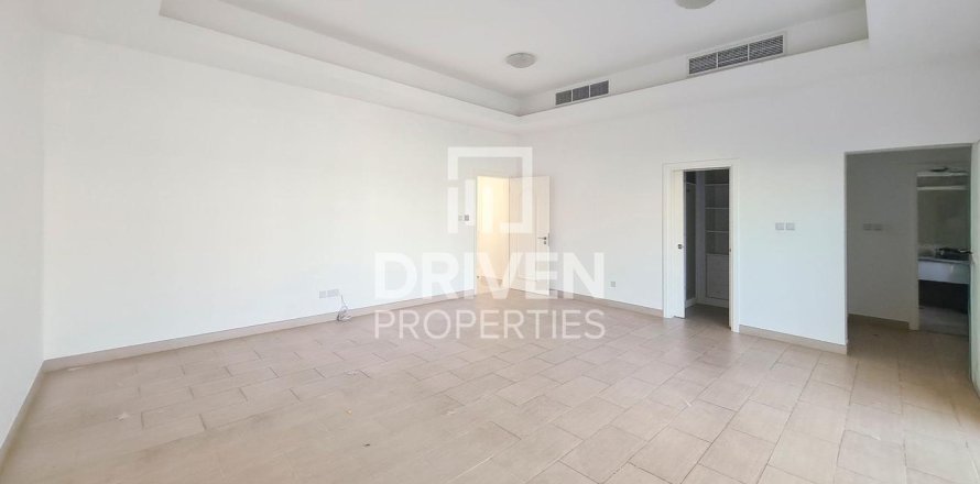 Villa en The Villa, Dubai, 5 dormitorios, 465 m², № 20654