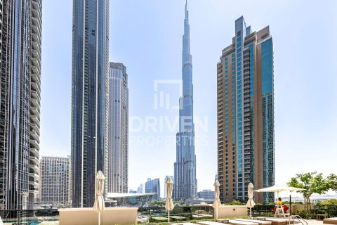 Apartamento en Opera District, Downtown Dubai (Downtown Burj Dubai), Dubai, 2 dormitorios, 103 m², № 20661 - foto 1