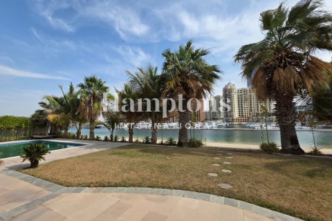 Villa en FIVE Palm Jumeirah, Palm Jumeirah, Dubai, 6 dormitorios, 650.32100000 m², № 97489 - foto 2