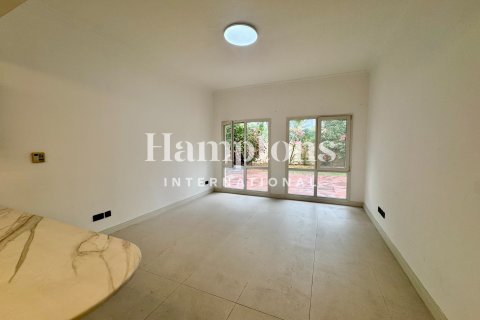 Villa à Meadows 1, Meadows, Dubai, 5 chambres, 553.32933897 m², № 97484 - photo 10