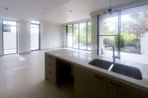 Снять в аренду виллу в Club Villas at Dubai Hills, Дубай Хилс Эстейт, Дубай: 3 спальни, 271.92708100м², № 90852 - фото 7
