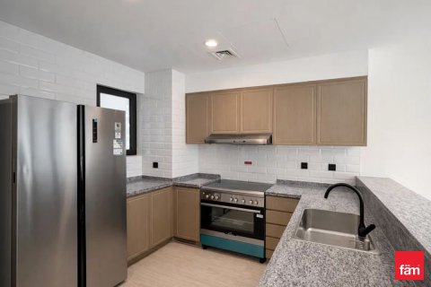Villa en Dubai, 5 dormitorios, 219.6 m², № 111395 - foto 8
