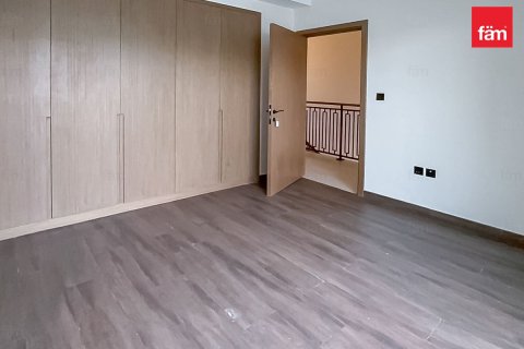 Townhouse in Dubai 4 bedrooms, 144 sq.m. № 111408 - photo 18