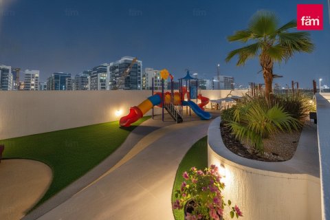 Apartment in Al Satwa, Dubai 1 bedroom, 79.4 sq.m. № 111405 - photo 8