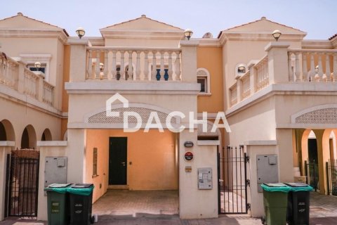 Townhouse in District 12T, Jumeirah Village Circle, Dubai 2 bedrooms, 180 sq.m. № 137970 - photo 2