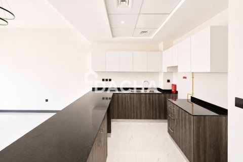 Apartment in Rukan, Dubai 2 bedrooms, 117 sq.m. № 137965 - photo 6