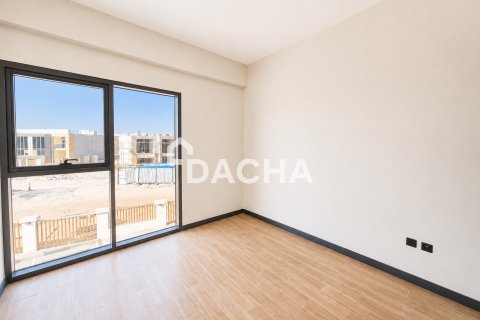 Apartment in Rukan, Dubai 2 bedrooms, 117 sq.m. № 137965 - photo 3