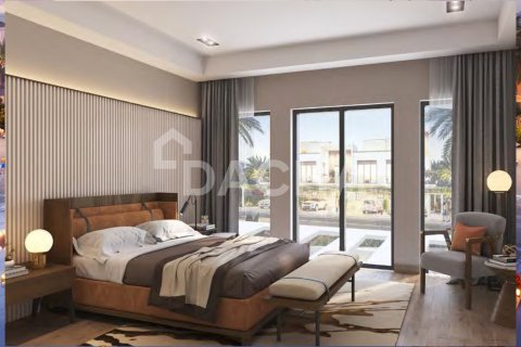 Adosado en Dubai Investment Park, Dubai, 4 dormitorios, 211 m², № 137972 - foto 2