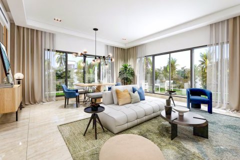 Adosado en Dubai Investment Park, Dubai, 4 dormitorios, 211 m², № 137972 - foto 5