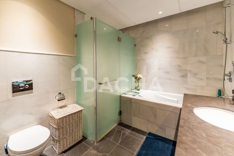 Apartamento en Jumeirah Lake Towers, Dubai, 3 dormitorios, 174 m², № 137966 - foto 8